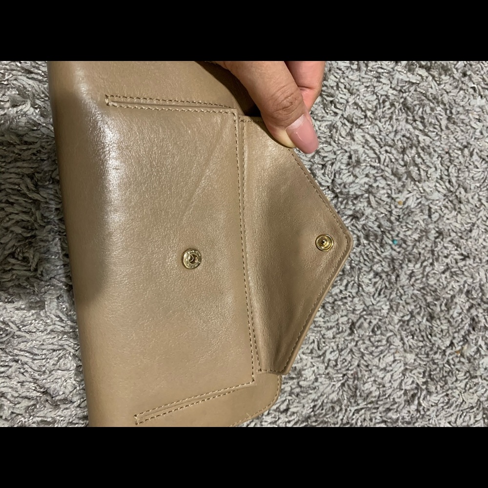 Tory Burch Wallet - Picture 4 of 5